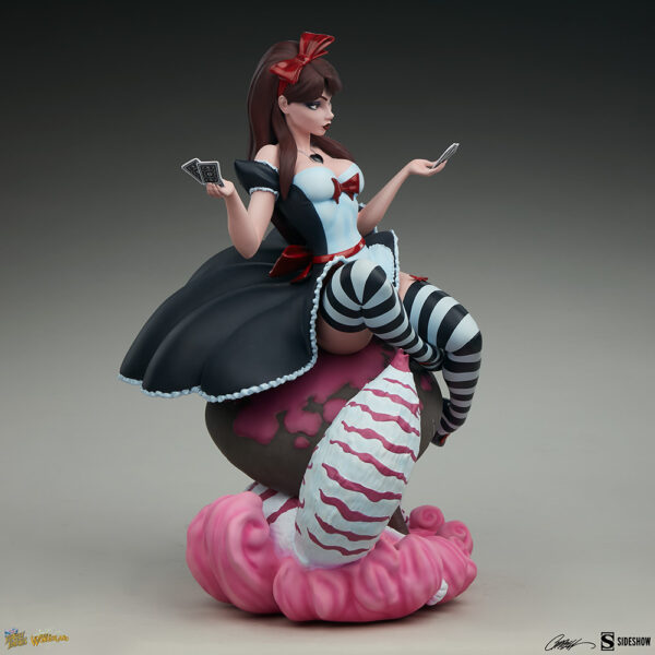 SIDESHOW COLLECTIBLES: Alice and Wonderland Game of Heart Edition
