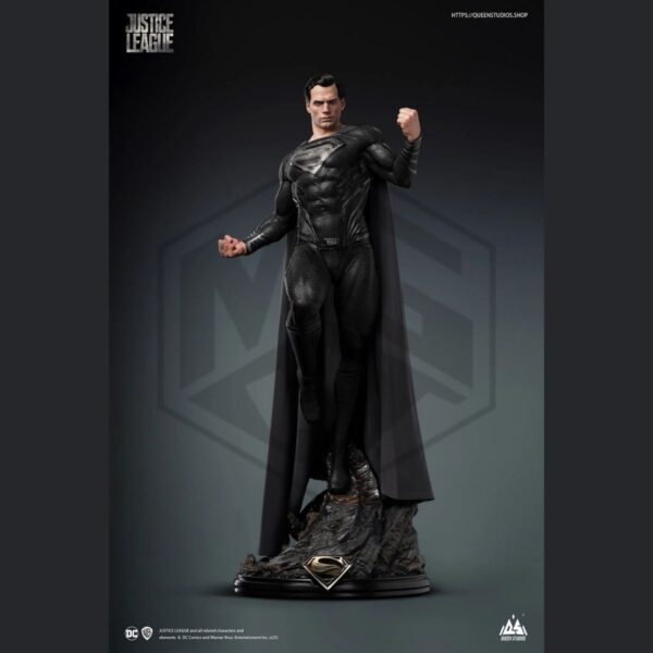 QUEEN STUDIOS: Superman (Henry Cavill) Black Suit (Premium Version) 1/3 Scale Statue