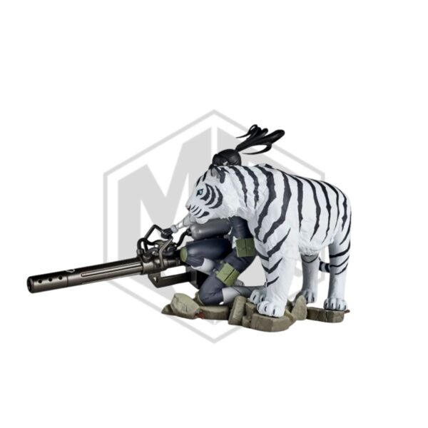 KAIYODO: Kaiju No. 8 Mina Ashiro and Bakko 1/18 Scale Figure