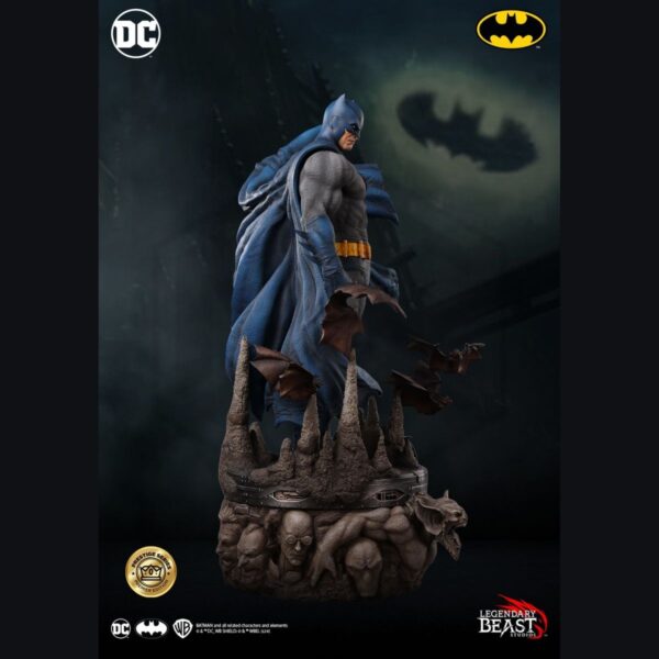 LEGENDARY BEAST STUDIO: BATMAN: PREMIER EDITION BLUE/GRAY VARIANT 1/3 Scale Prestige Series