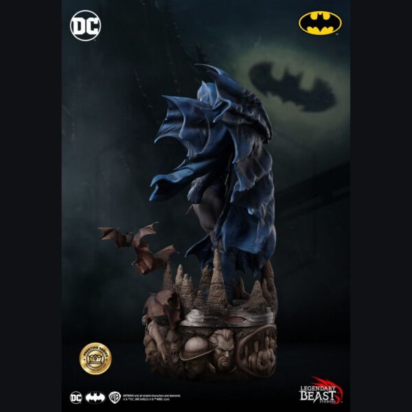 LEGENDARY BEAST STUDIO: BATMAN: PREMIER EDITION BLUE/GRAY VARIANT 1/3 Scale Prestige Series