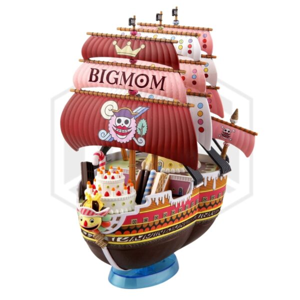 BANDAI: One Piece: Grand Ship Collection Queen Mama Chanter