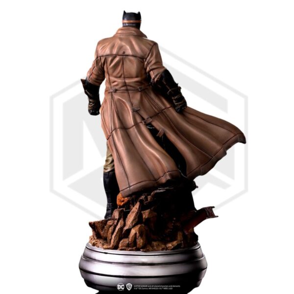 Iron Studios: Batman Knightmare
