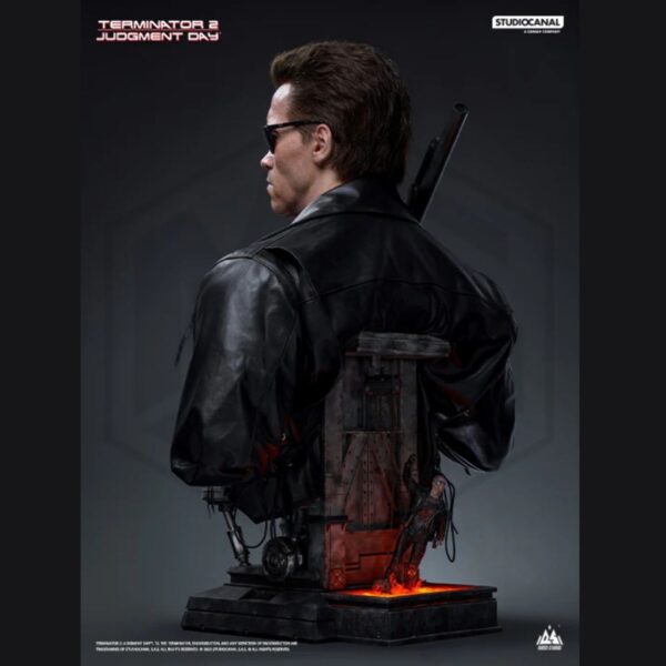 QUEEN STUDIO: Terminator 2: T-800 Life-Size Bust