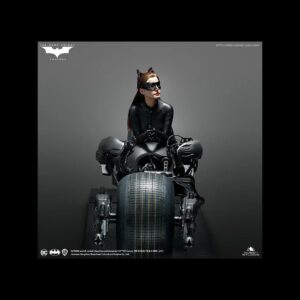 QUEEN STUDIO: The Dark Knight Rises Catwoman 1/3 Statue