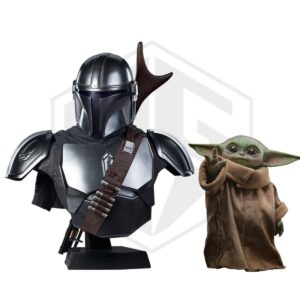 SIDESHOW: The Mandalorian - Din Djarin & HOT TOYS: The Mandalorian – Life-Size Grogu Figure