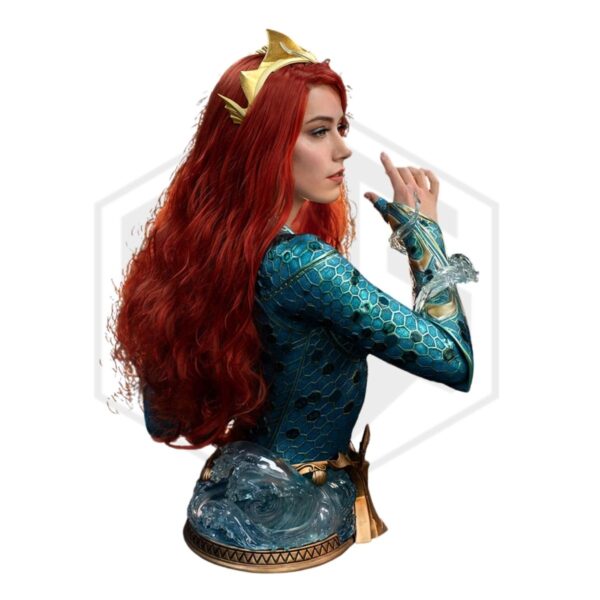 Infinity Studio X Penguin Toys: Mera Life-Size Bust