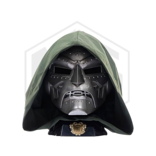 Hasbro Marvel Legends Series Dr. Doom Premium Role Play Helmet Hasbro Marvel Legends Series Dr. Doom Premium Role Play Helmet