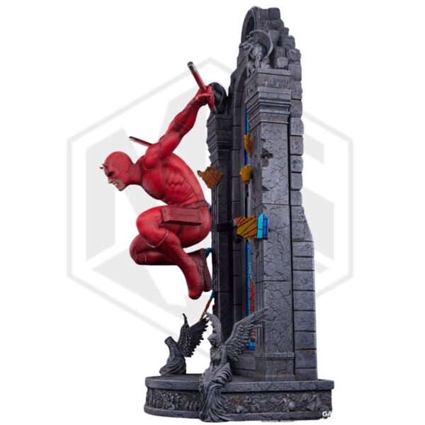 6 PCS: Daredevil 1:3 Scale Statue