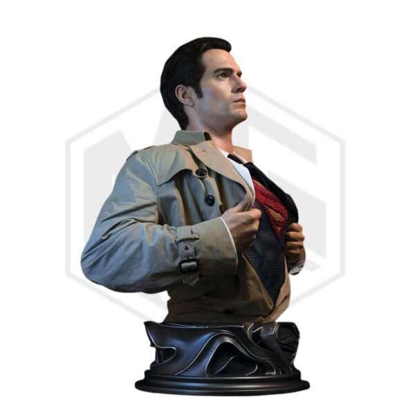 5 Infinity Studio X Penguin Toys: Superman Life-Size Bust