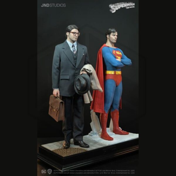 JND STUDIOS: Superman (1978) Hyperreal Superman (Dual Ver.) 1/3 Scale Statue JND STUDIOS: Superman (1978) Hyperreal Superman (Dual Ver.) 1/3 Scale Statue
