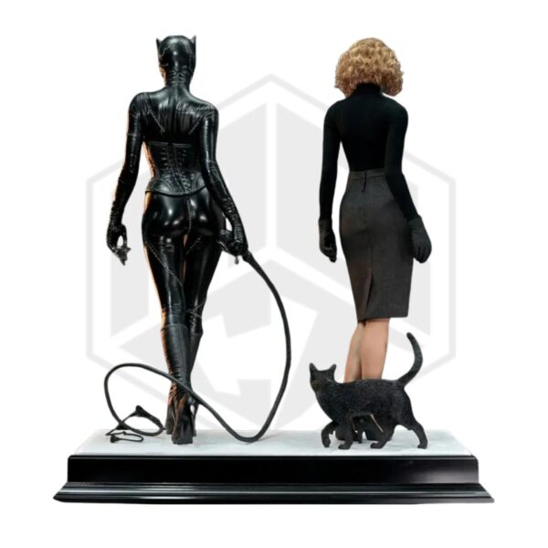 JND Studios: DC Catwoman Of Batman Returns (Dual Ver.) 1/3 Scale Statue
