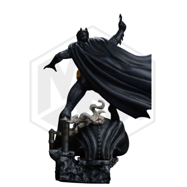 4 Tweeterhead: Batman (Black and Gray Edition) Quarter Scale Maquette