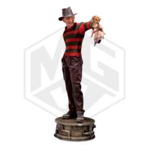 Sideshow Collectibles: Freddy Krueger Premium Format Figure Sideshow Collectibles: Freddy Krueger Premium Format Figure